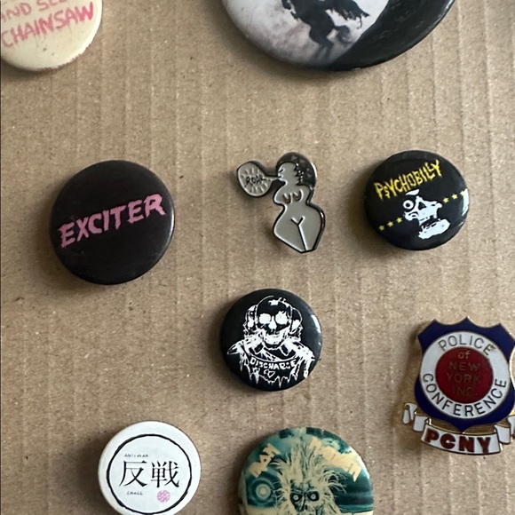 Assorted Graphic bundle  Pins Collection - Picture 2 of 13